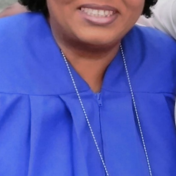 Meet your Posher, Maureen - Picture 1 of 1